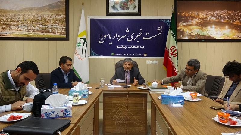 نشست خبری شهردار با اصحاب رسانه