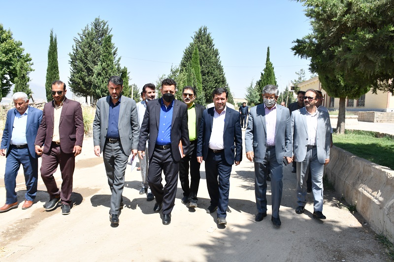 بازدید میدانی از گلزار شهدا ی شهر یاسوج