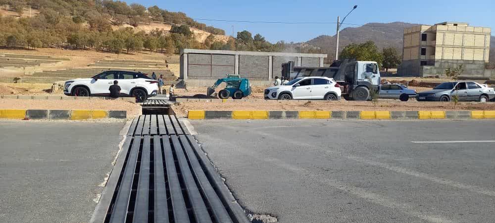 تعمیر و اصلاح پل عرضی بلوار شهدای اقتدار برای رفع مشکلات ترافیکی