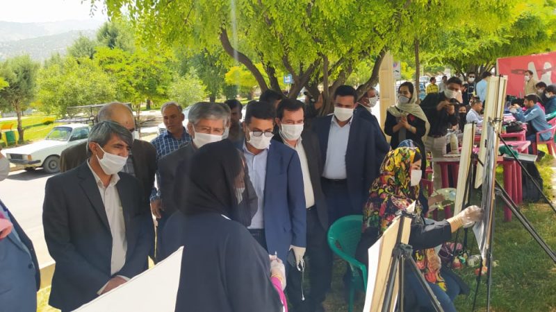 برپایی ایستگاه نقاشی و پوستر با موضوع«ما کرونا را شکست می دهیم» در یاسوج/ تصاویر